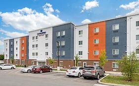 Candlewood Suites Indianapolis East